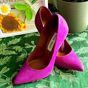 Steve Madden shoes, size 5.5. Never used